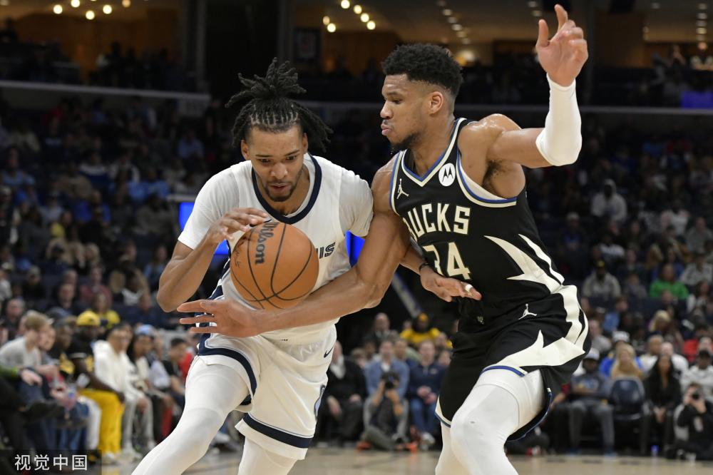 与俱乐部的 与俱乐部的